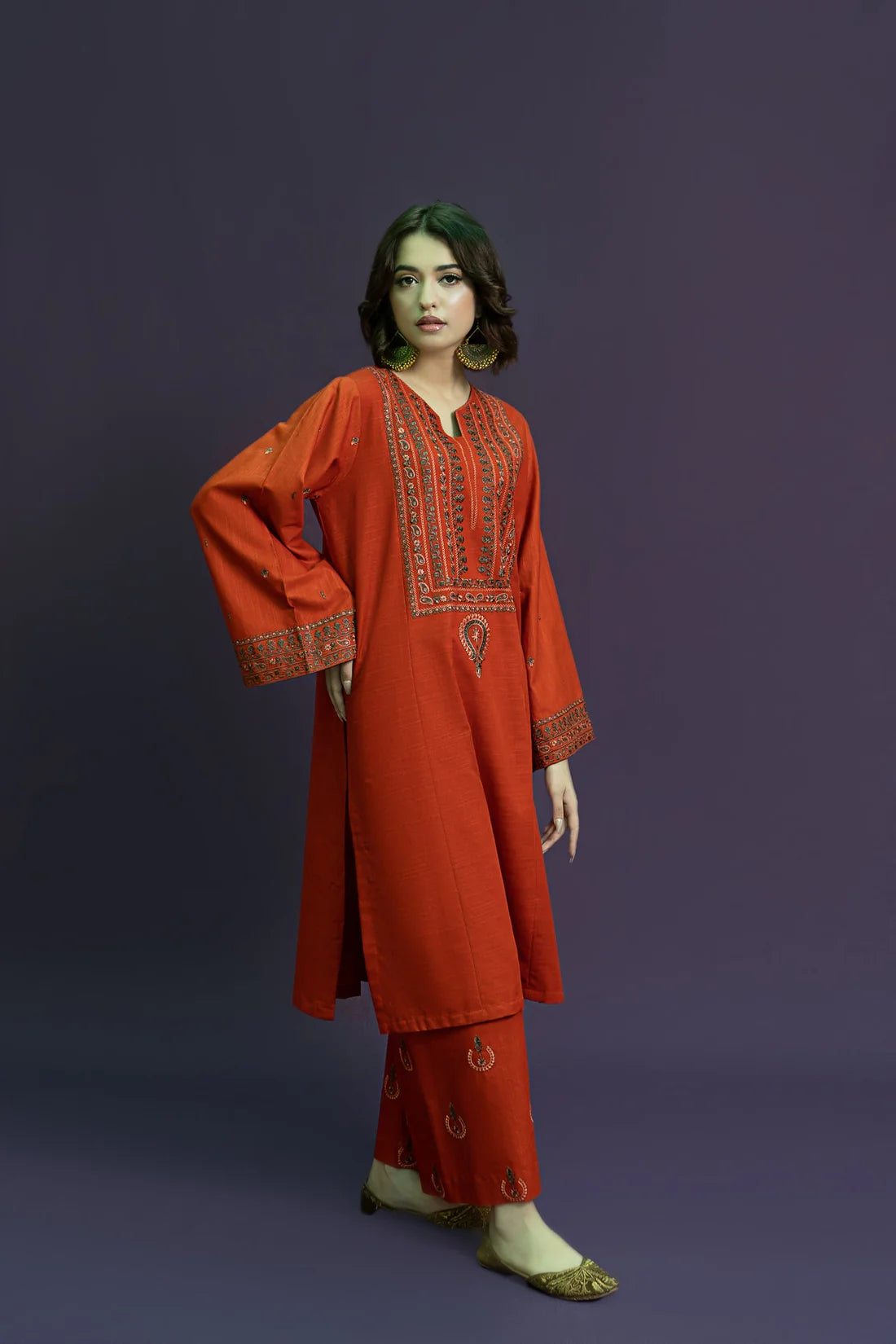 URGE-2PC LAWN EMBROIDRED SHIRT WITH AND EMBROIDRED TROUSER-PAN-8048
